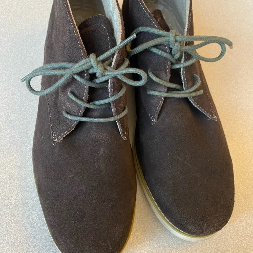 Stacy Adams Dark Brown Suede Chukka Style Boots